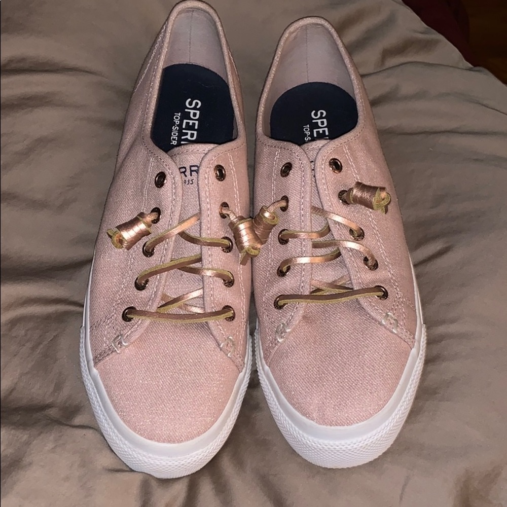 Sperry Sneakers